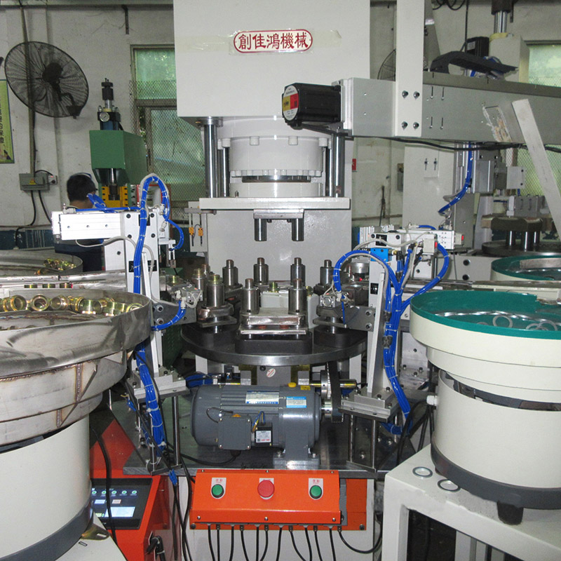 全自動(dòng)四柱沖壓機(jī)